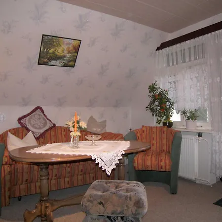 Lange Apartment *